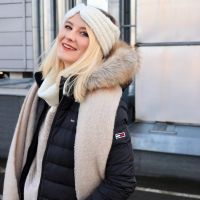 Modes blogere iesaka siltas lietas, ko #vajag noķert ziemas izpārdošanā